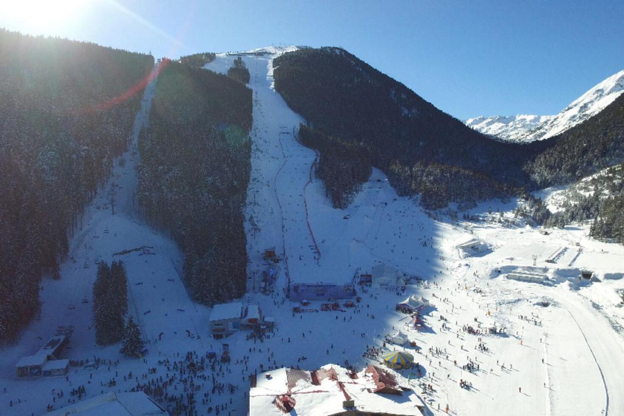 Lucy'S Apartments Emerald Bansko Bagian luar foto